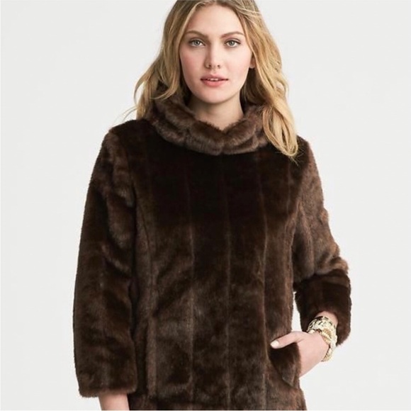Banana Republic Brown Faux Fur Pullover Jacket with Pockets - Picture 4 of 16
